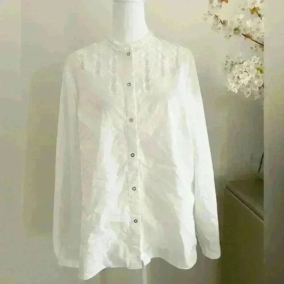 Elie Tahari Tops - Elie Tahari Womens Button Up Blouse Long Sleeve Lace Detail Size Medium
